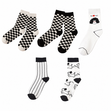 Unisex Monochrome Streetwear Mid-Calf Socks – Casual Cotton Matching Socks
