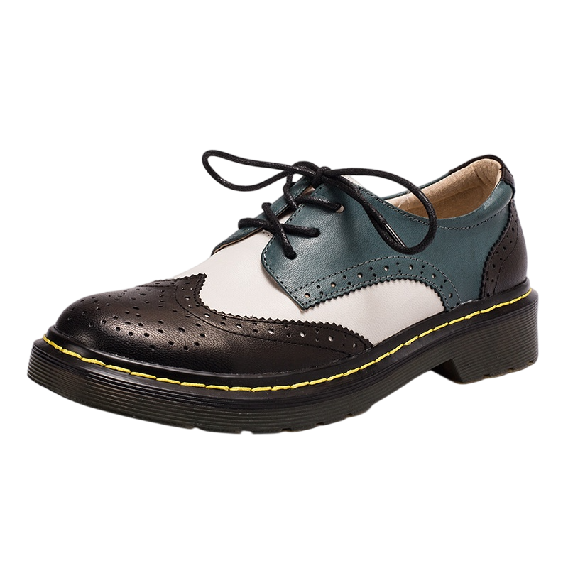 Women’s Vintage Lace-Up Brogue Shoes – British-Inspired Low Block Heel Casual Flats