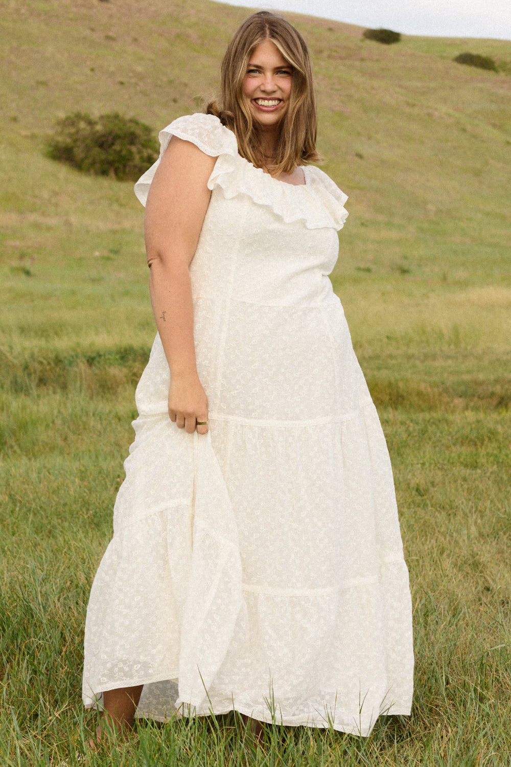 Alaina Dress in Ivory