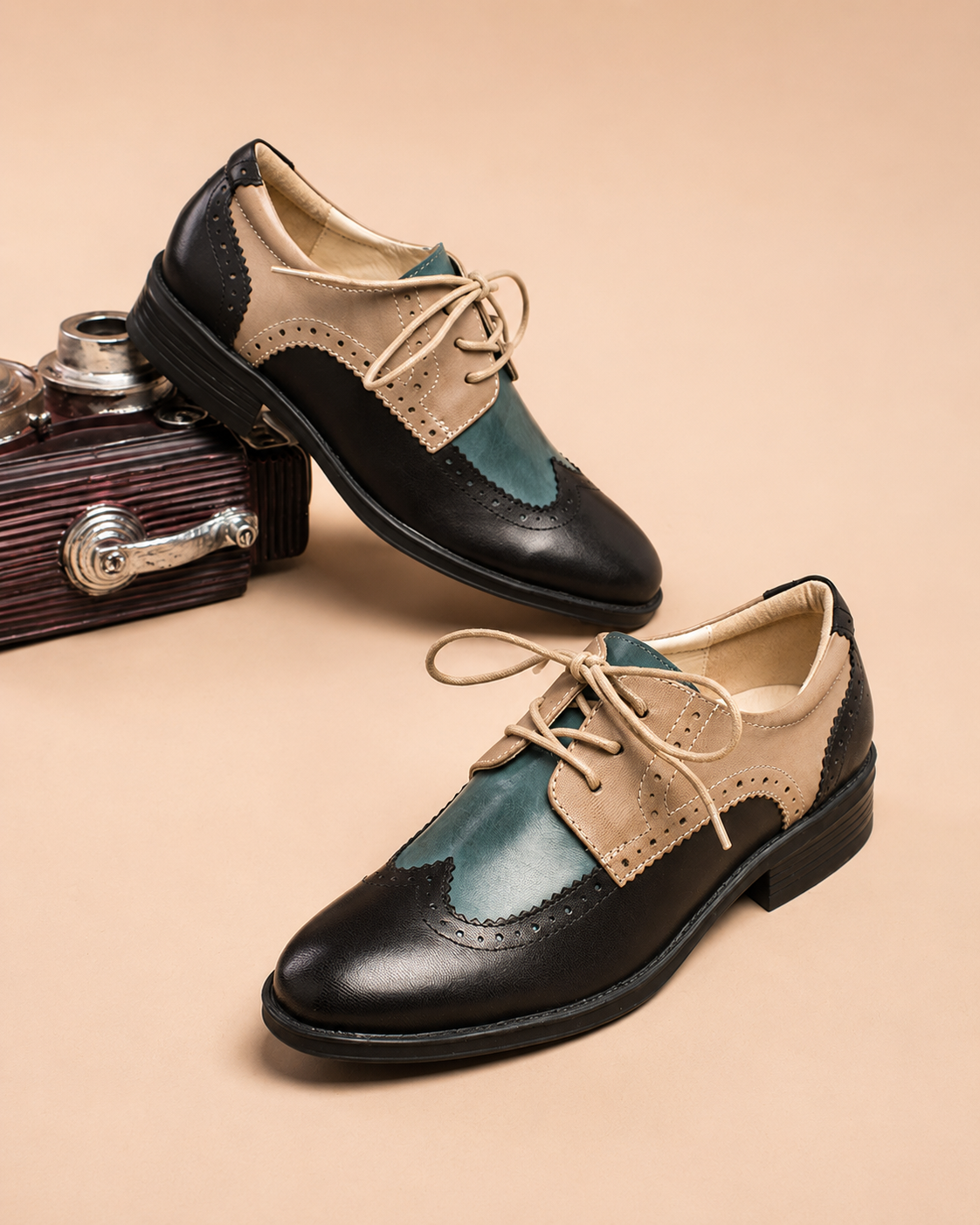 Women's Genuine Leather Two-Tone Brogue Derby Shoes – Vintage Low Heel Lace-Up Flats