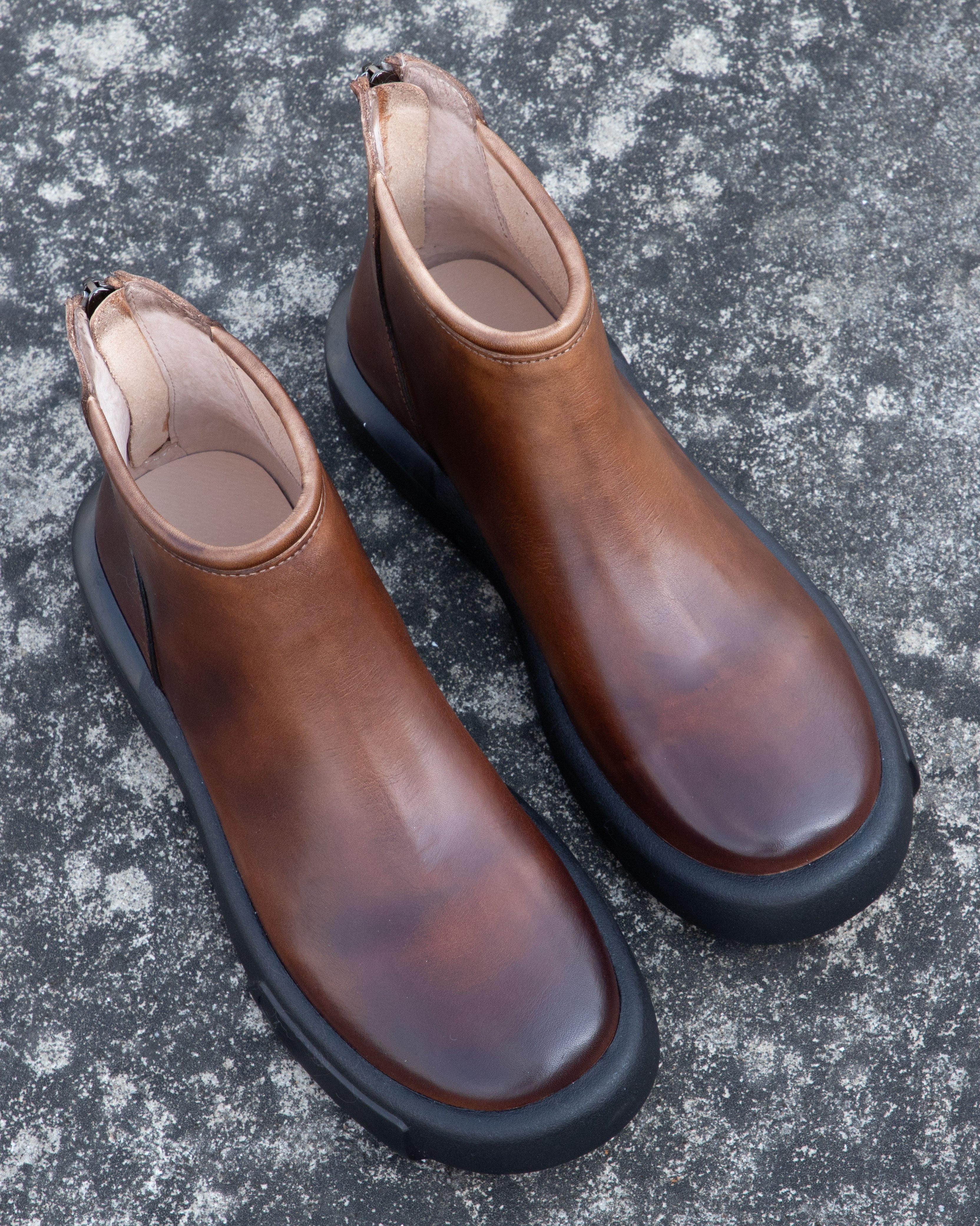 Women's Vintage Leather Ankle Boots – Round Toe Soft Sole Chelsea Boots