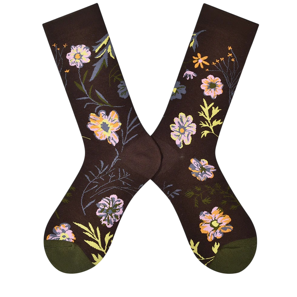 Women’s Color-Pop Hare Long Socks – Playful Nordic-Inspired Fall Winter Socks