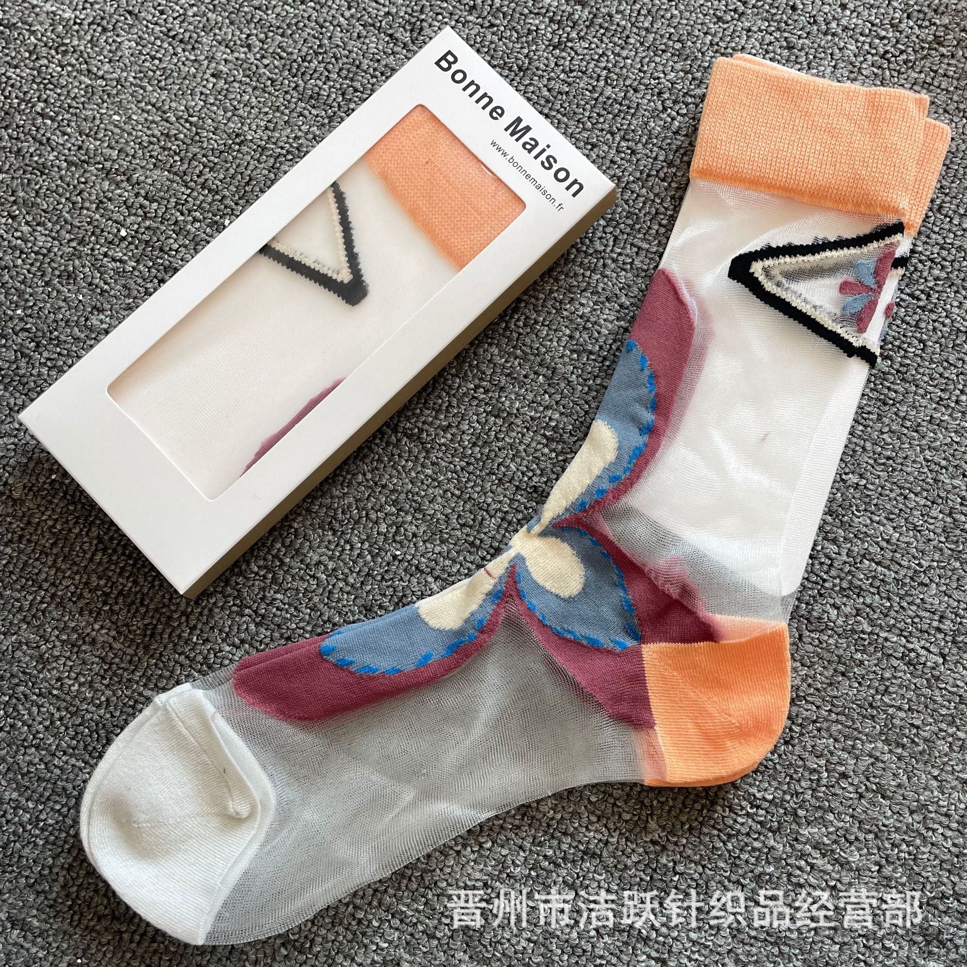 Bonne Sheer Pattern Crew Socks - Design 17