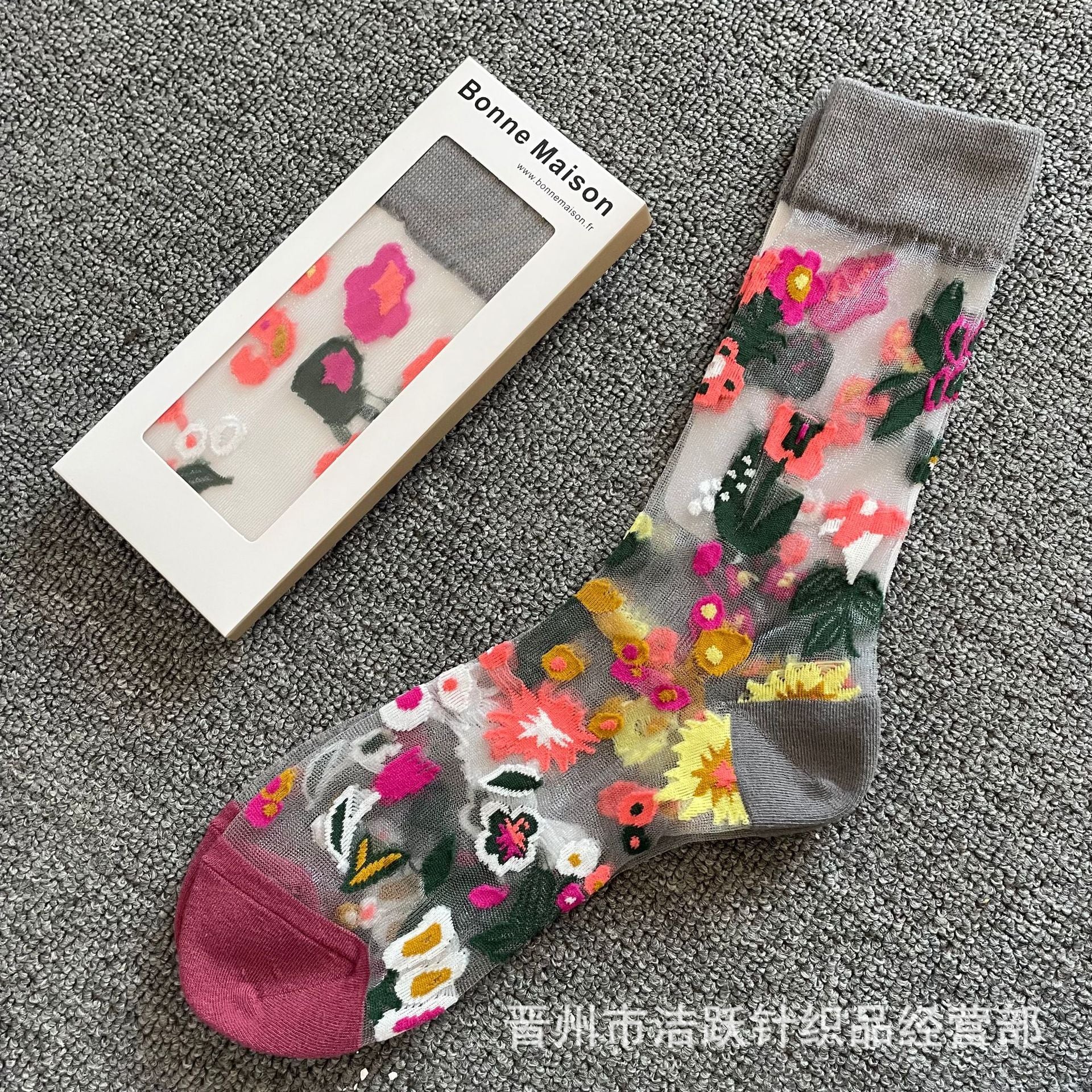 Bonne Sheer Pattern Crew Socks - Design 11