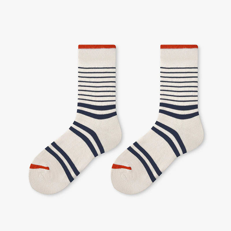 Unisex Shark Graphic Sport Crew Socks – Korean-Inspired Preppy Cotton Socks