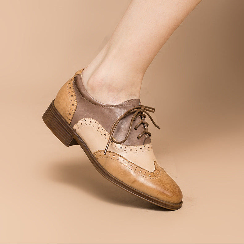 Women’s British-Inspired Lace-Up Brogue Shoes – Brown and apricot