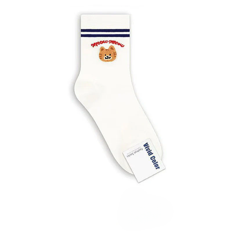 Women’s Artistic Cat Crew Socks – Korean-Inspired Preppy Cotton Socks