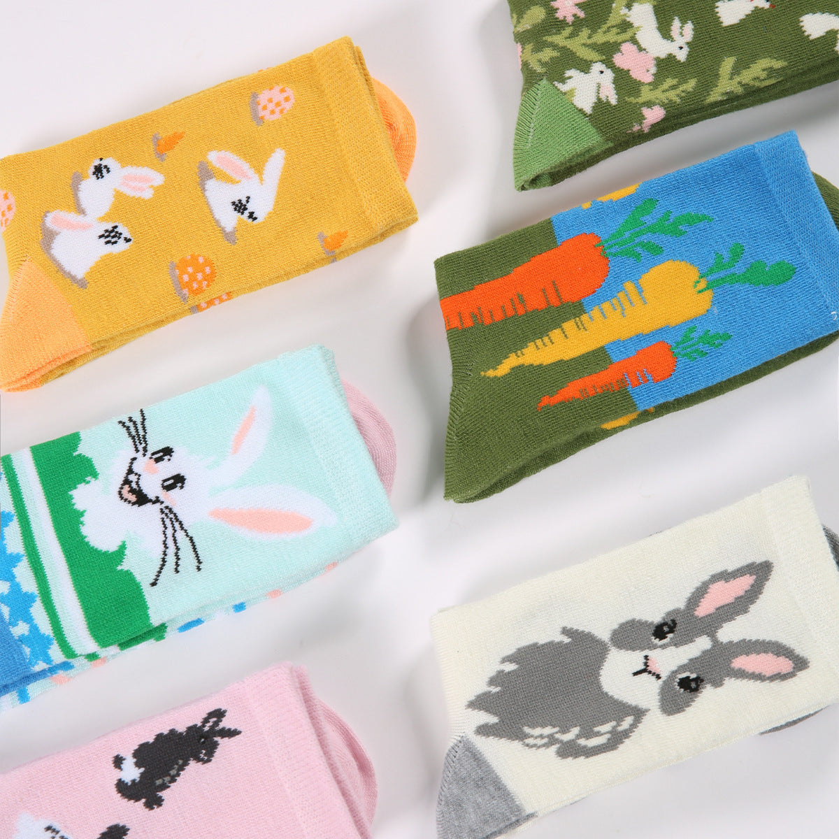 Women’s Rabbit Carrot Crew Socks – Funny Cartoon Novelty Socks