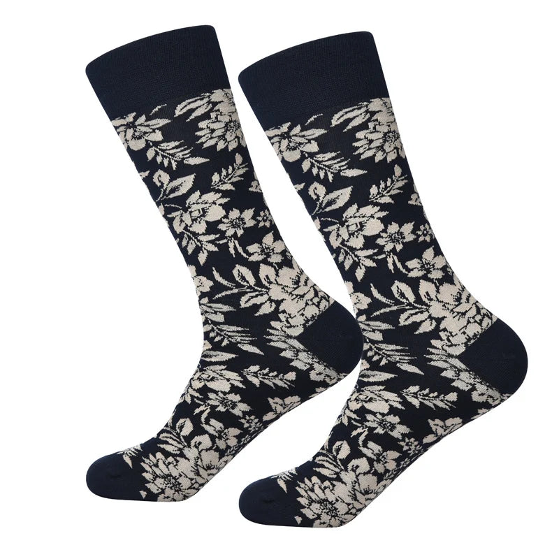 Men’s Hand-Drawn Graphic Mid-Calf Socks – Comfortable Seamless-Toe Streetwear Socks