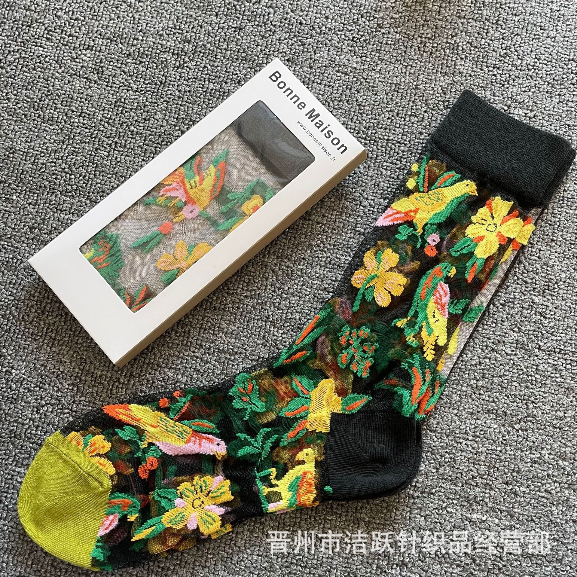 Bonne Sheer Pattern Crew Socks
