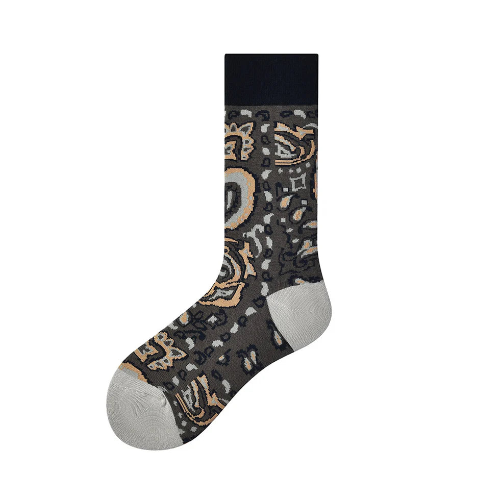 Unisex Scandinavian-Inspired Couple Crew Socks – Casual Fall Winter Everyday Socks