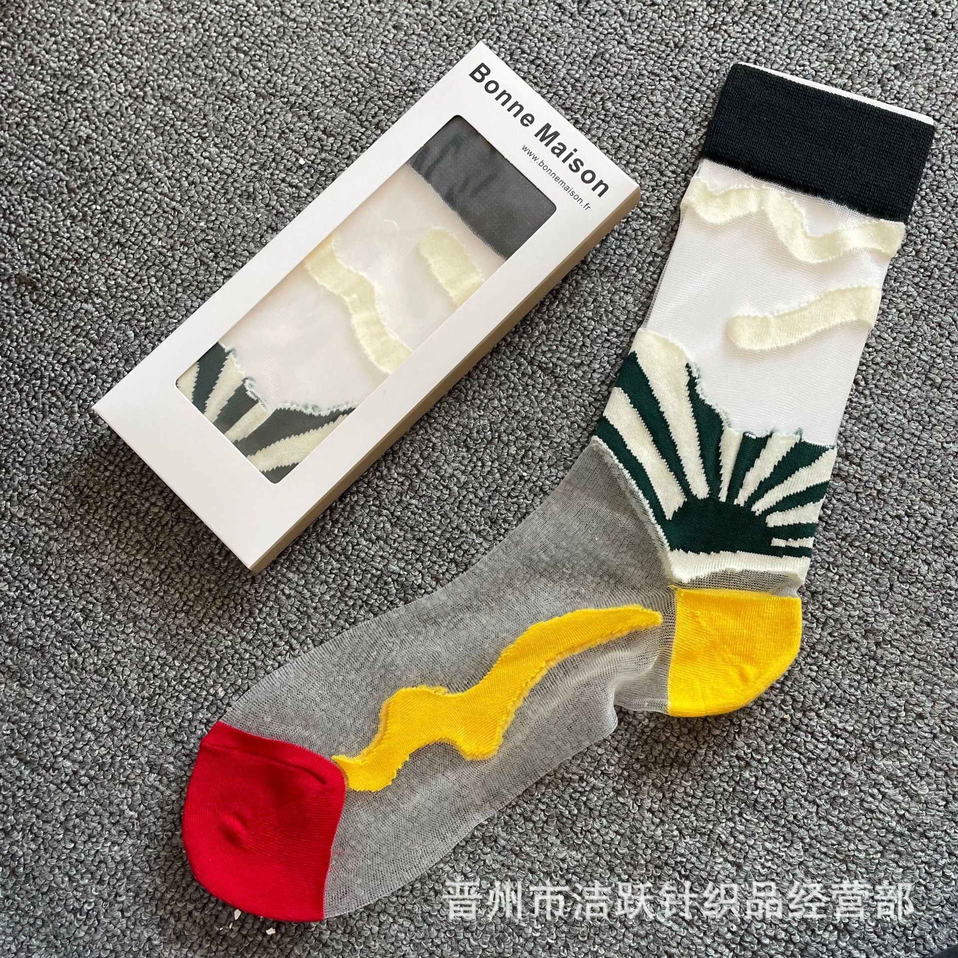 Bonne Sheer Pattern Crew Socks - Design 14