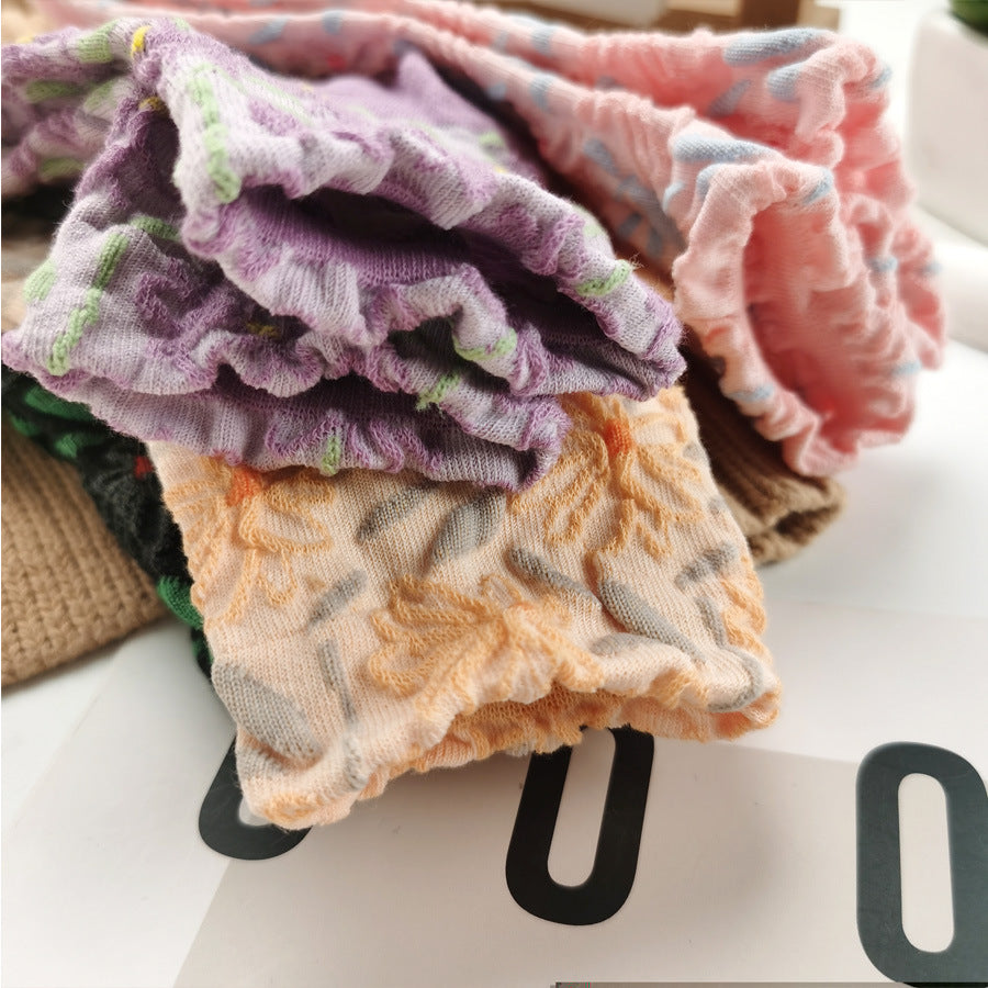 Women’s Embossed Floral Ankle Socks – Korean Style Botanical Jacquard Socks