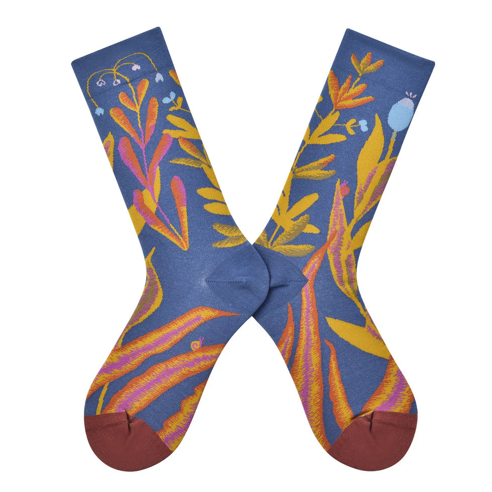 Women’s Solid Color Crew Socks – French-Inspired Streetwear Fashion Socks