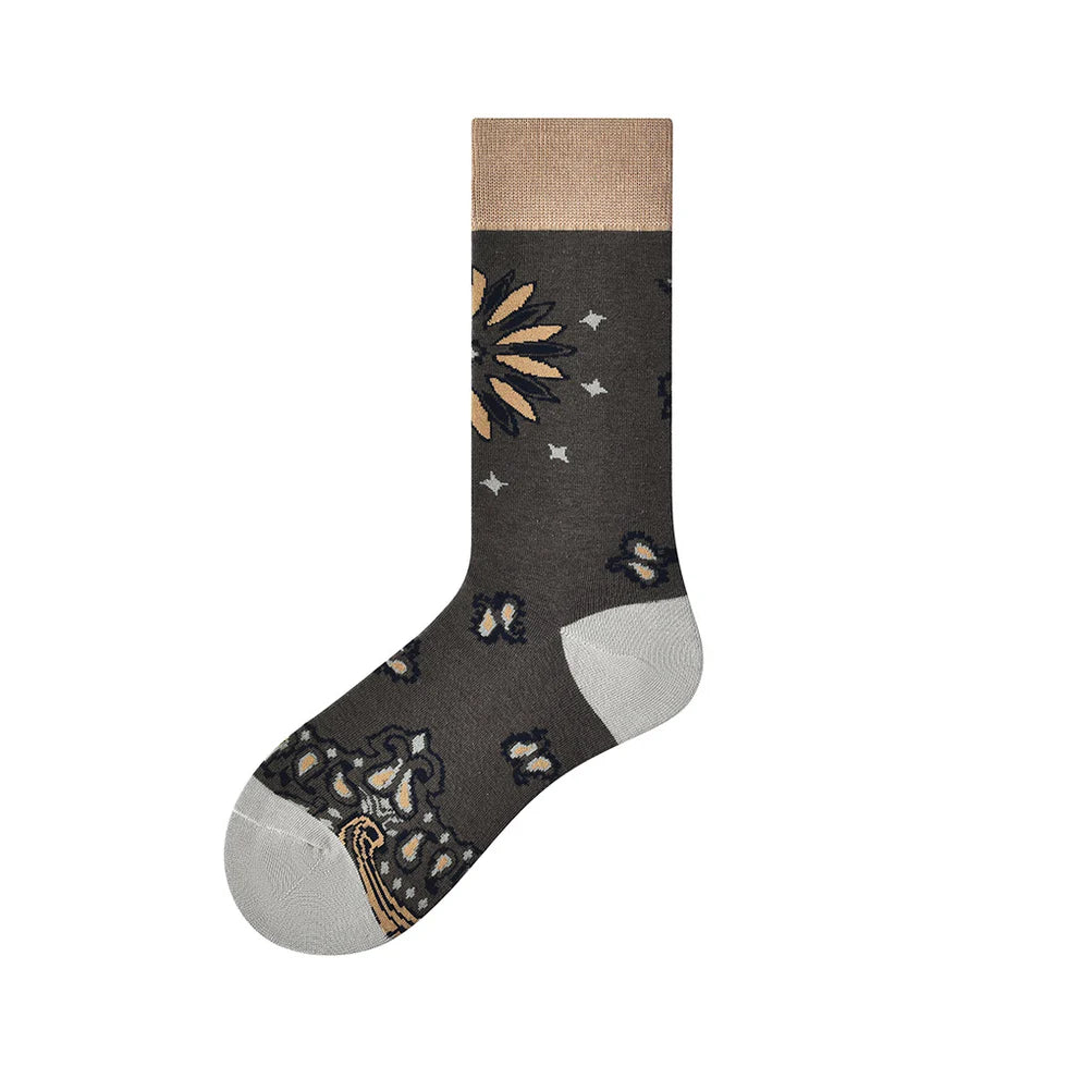 Unisex Scandinavian-Inspired Couple Crew Socks – Casual Fall Winter Everyday Socks