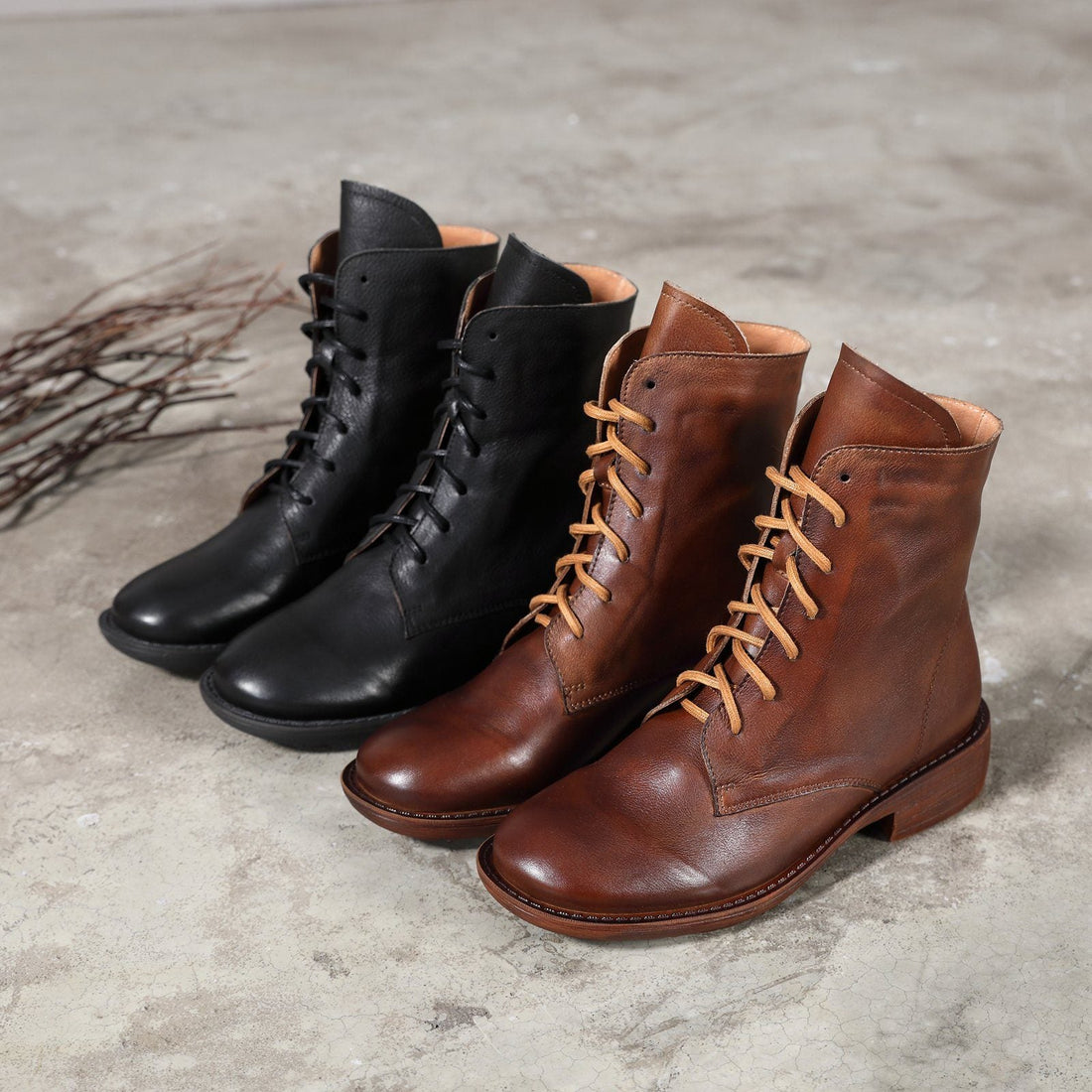 Winter Boots Handmade Genuine Leather Lace-Up Combat Boots Retro Chunky Ankle Boots Black/Coffee
