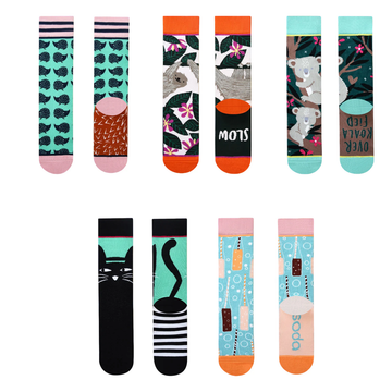 Women’s Creative Sketch Mid-Calf Socks – Playful Everyday Cotton-Blend Socks
